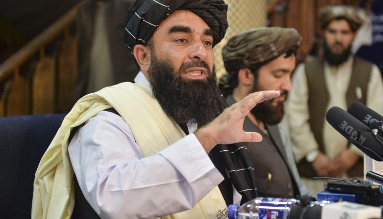 Talibanes se comprometen a respetar la libertad de prensa