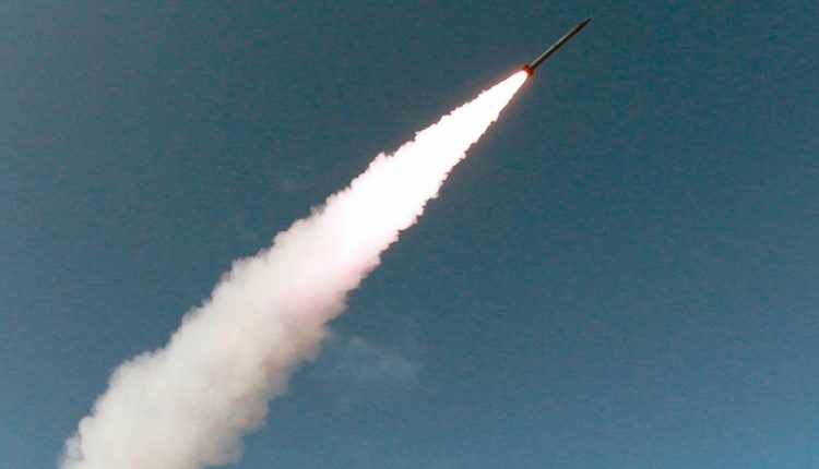 Corea del Norte dispara proyectil y defiende derecho a probar armamento