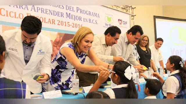DIF Los Cabos refrenda el compromiso de trabajar en beneficio de las causas sociales DIF Los Cabos refrenda el compromiso de trabajar en beneficio de las causas sociales