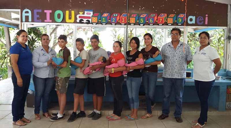 Entrega DIF Los Cabos bebés virtuales a alumnos del Albergue Escolar de Miraflores Entrega DIF Los Cabos bebés virtuales a alumnos del Albergue Escolar de Miraflores