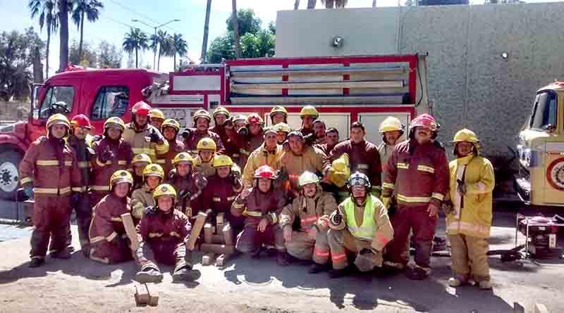 bomberos sjc 25 jun Acuerpan bomberos de SJC a su comandante y desconocen a patronato por presuntos malos manejos