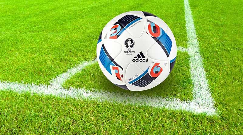 Defensor francés considera que será un gran juego contra Islandia Defensor francés considera que será un gran juego contra Islandia
