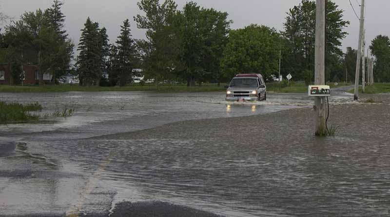 Persisten lluvias de fuertes a locales intensas en el sureste del país Persisten lluvias de fuertes a locales intensas en el sureste del país