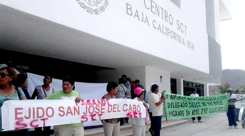 manifestacion ejidatarios sct 2 jun Acuerda SCT pago a ejidatarios de Los Cabos para la próxima semana