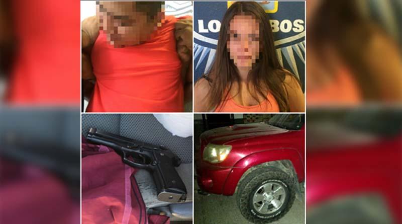 pareja arma web Arrestan a pareja en playa Palmilla en poder de un arma de fuego