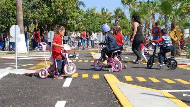 Inicia la dirección general de seguridad pública, policía preventiva y tránsito municipal la semana de la educación vial Inicia la dirección general de seguridad pública, policía preventiva y tránsito municipal la semana de la educación vial