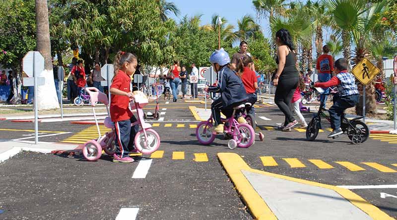 Inicia la dirección general de seguridad pública, policía preventiva y tránsito municipal la semana de la educación vial Inicia la dirección general de seguridad pública, policía preventiva y tránsito municipal la semana de la educación vial