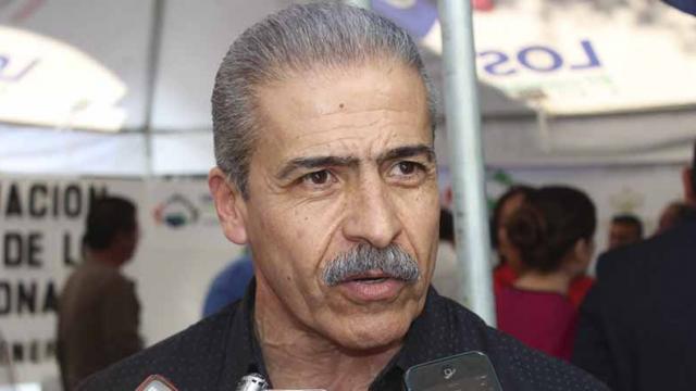 Hay en Los Cabos infinidad de tomas clandestinas que hay que cancelar: regidor Flores Hay en Los Cabos infinidad de tomas clandestinas que hay que cancelar: regidor Flores