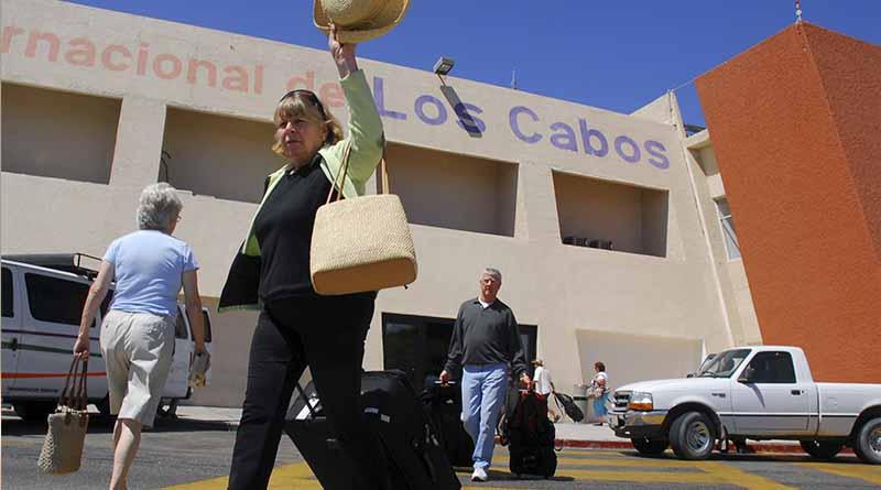 Hasta 15 mil pasajeros en días punta registra aeropuerto de SJC Hasta 15 mil pasajeros en días punta registra aeropuerto de SJC