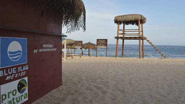 Atentos 14 salvavidas para vigilar playas por temporada vacacional: Zofemat Atentos 14 salvavidas para vigilar playas por temporada vacacional: Zofemat