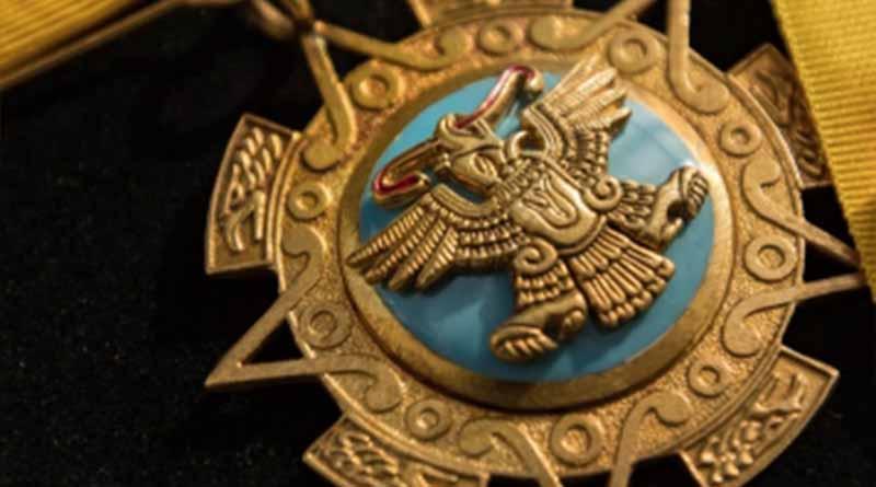 Condecora México con el Águila Azteca a representante de UNICEF Condecora México con el Águila Azteca a representante de UNICEF