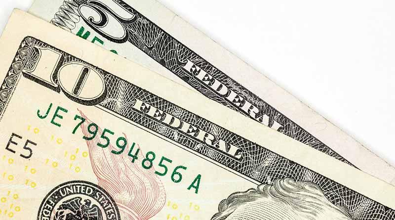 Cae dólar australiano ante incertidumbre tras comicios parlamentarios Cae dólar australiano ante incertidumbre tras comicios parlamentarios