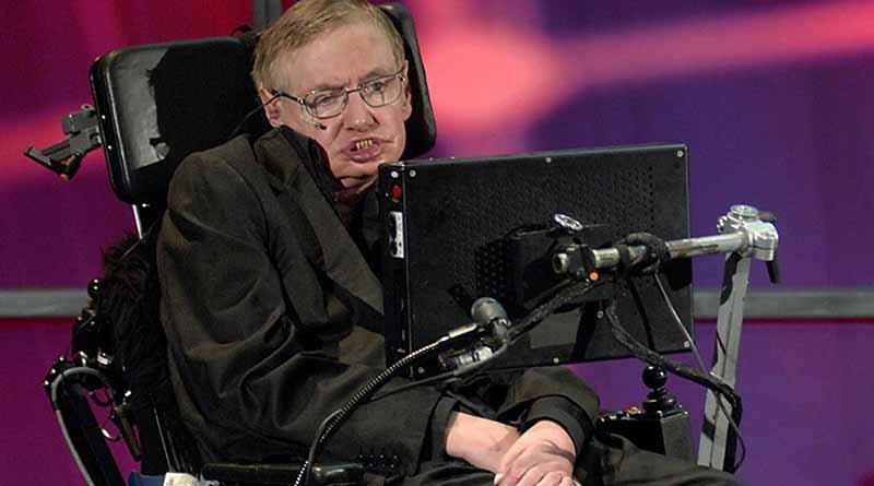 Una mujer es detenida en España por amenazas a Stephen Hawking Una mujer es detenida en España por amenazas a Stephen Hawking