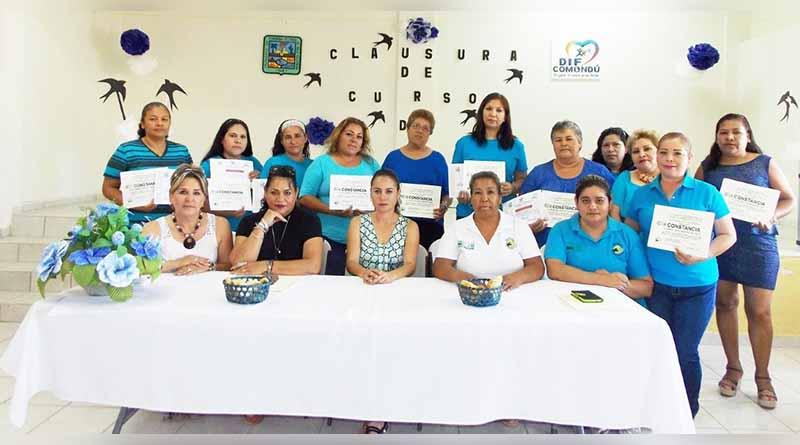 Clausura DIF Curso de Auto Empleo Clausura DIF Curso de Auto Empleo