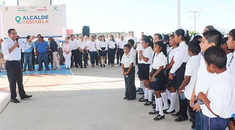 Arranca “Alcalde en tu Escuela”, mejoraremos las condiciones de planteles para nuestros estudiantes: Arturo De la Rosa Arranca “Alcalde en tu Escuela”, mejoraremos las condiciones de planteles para nuestros estudiantes: Arturo De la Rosa