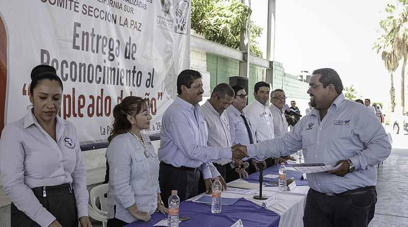 Reconocer el desempeño de los trabajadores es primordial para alcanzar la mejora de los servicios y la calidad en el trabajo institucional: AMV Reconocer el desempeño de los trabajadores es primordial para alcanzar la mejora de los servicios y la calidad en el trabajo institucional: AMV