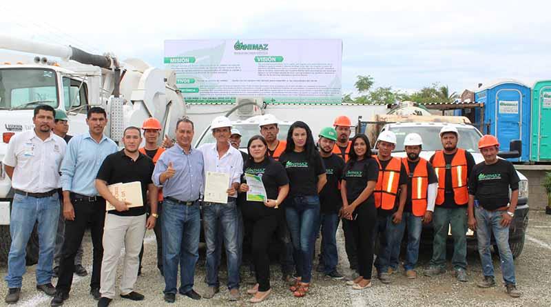 Gobierno de Los Cabos entrega primer Certificado de Calidad Ambiental a la empresa SANI-MAZ Gobierno de Los Cabos entrega primer Certificado de Calidad Ambiental a la empresa SANI-MAZ