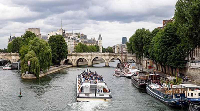 Amenaza terrorista quita un millón de turistas a París Amenaza terrorista quita un millón de turistas a París