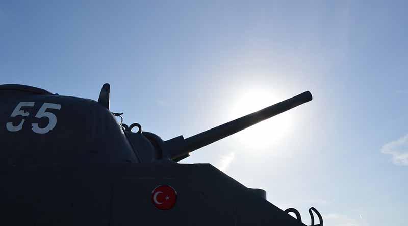 Más tanques militares turcos ingresan a Siria Más tanques militares turcos ingresan a Siria