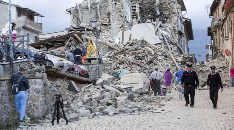 Suman 120 los muertos y 368 los heridos por terremoto en Italia Suman 120 los muertos y 368 los heridos por terremoto en Italia
