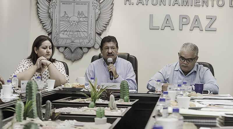 Reactivación de servicios públicos, ordenamiento administrativo y financiero, a un año de administración: Armando Martínez Vega Reactivación de servicios públicos, ordenamiento administrativo y financiero, a un año de administración: Armando Martínez Vega