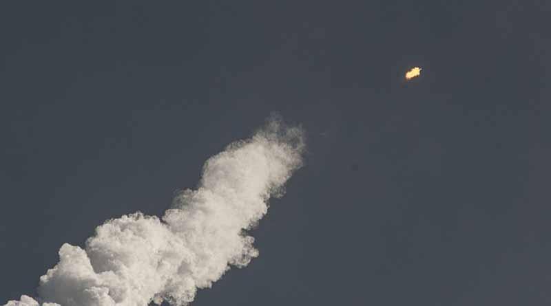 Explota cohete espacial en Florida Explota cohete espacial en Florida