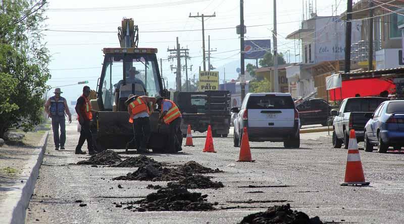 Se gestiona ante Pemex apoyos para continuar con el programa de bacheo Se gestiona ante Pemex apoyos para continuar con el programa de bacheo