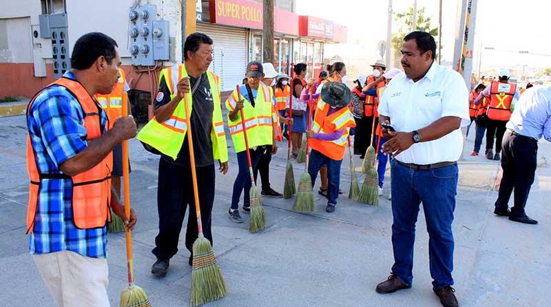 Inicia Gobierno Municipal campaña de empleo temporal para limpieza de vialidades Inicia Gobierno Municipal campaña de empleo temporal para limpieza de vialidades