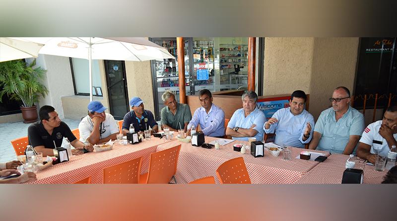 Se reúne Francisco García con Colonos del Médano y da soluciones a sus planteamientos Se reúne Francisco García con Colonos del Médano y da soluciones a sus planteamientos