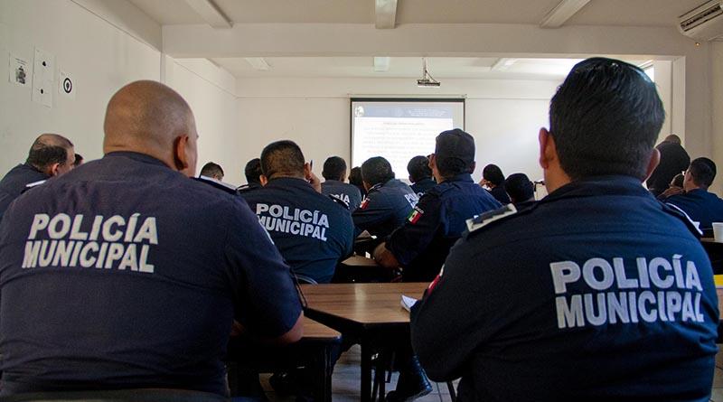 Impartirá la dirección general de seguridad pública, policía preventiva y tránsito municipal primer curso de competencias en comunicación escrita y oral a sus elementos Impartirá la dirección general de seguridad pública, policía preventiva y tránsito municipal primer curso de competencias en comunicación escrita y oral a sus elementos