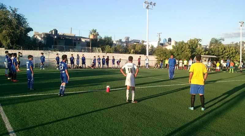 Avanzan con los trabajos de empastado del estadio Antonio Vázquez Rubio Avanzan con los trabajos de empastado del estadio Antonio Vázquez Rubio