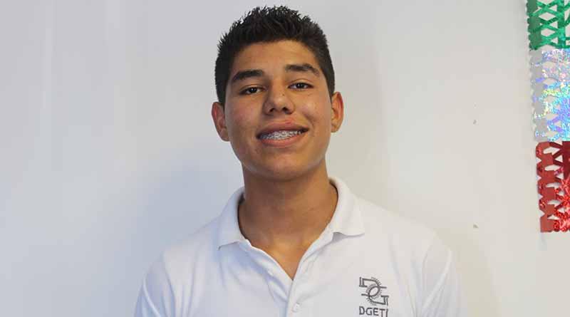 Joven Comundeño Gana Concurso de Fotografía Estatal Joven Comundeño Gana Concurso de Fotografía Estatal