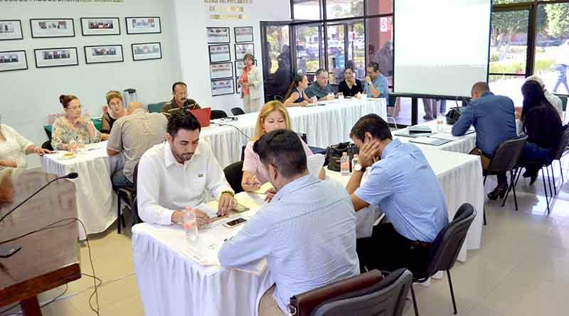 mesas trabajo 2 sep Se realizan mesas de trabajo para la modificación de la normatividad para los jóvenes de BCS