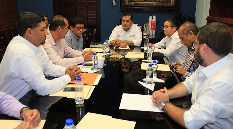 Avanza gobierno municipal con transición de direcciones al gobierno del estado Avanza gobierno municipal con transición de direcciones al gobierno del estado