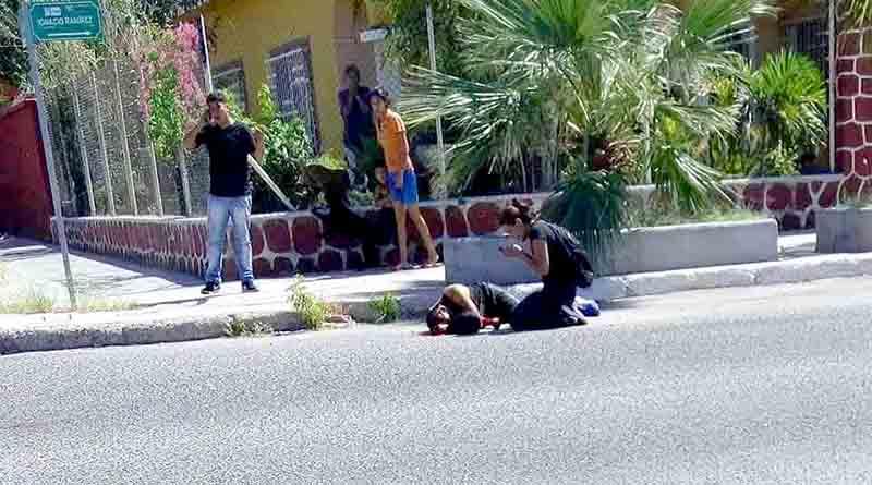 baleado centro lpz 10m oct web Balean a un joven en la zona centro de La Paz
