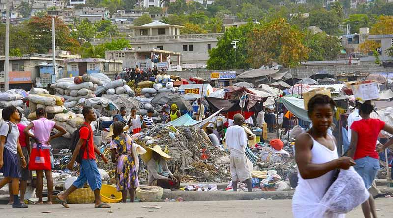 Dona el Papa 100 mil dólares para afectados del huracán Matthew en Haití Dona el Papa 100 mil dólares para afectados del huracán Matthew en Haití