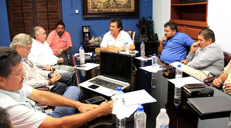 Acuerda gobierno municipal, SCT y desarrolladores turísticos solucionar tráfico por obras en transpeninsular Acuerda gobierno municipal, SCT y desarrolladores turísticos solucionar tráfico por obras en transpeninsular