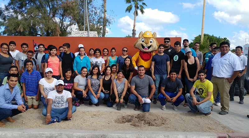 Con la participación de más de 60 jóvenes se lleva a cabo el Programa “Eco Joven” Con la participación de más de 60 jóvenes se lleva a cabo el Programa “Eco Joven”