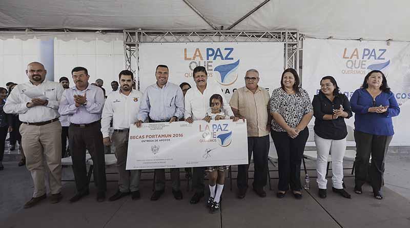 Realizarán pago de becas FORTAMUN a jóvenes beneficiarios Realizarán pago de becas FORTAMUN a jóvenes beneficiarios