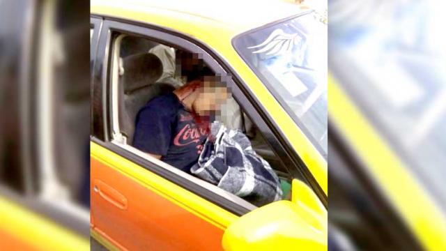 ejecutados 25 nov web Asesinan a dos a balazos en taxi en La Paz, al chofer lo dejaron escapar
