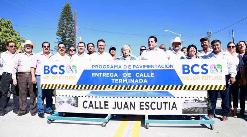 Alcalde de Comondú, inaugura obras de pavimentación en Ciudad Constitución Alcalde de Comondú, inaugura obras de pavimentación en Ciudad Constitución