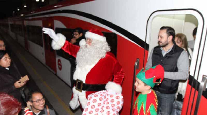 Santa Claus llegó en Tren Suburbano a la Ciudad de México Santa Claus llegó en Tren Suburbano a la Ciudad de México