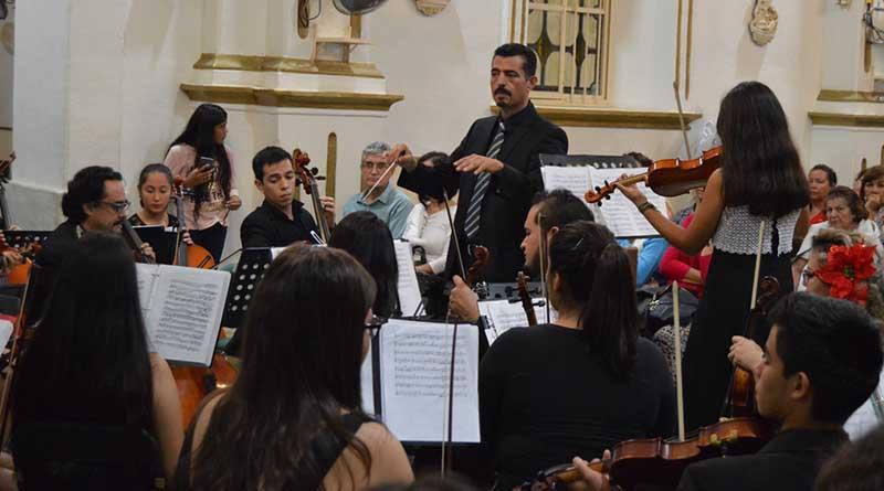 CONCIERTO NAVIDEÑO ORQUESTA JUVENIL DE LOS CABOS Orquesta Juvenil de Los Cabos ofrece emotivo concierto navideño en Misión de SJC