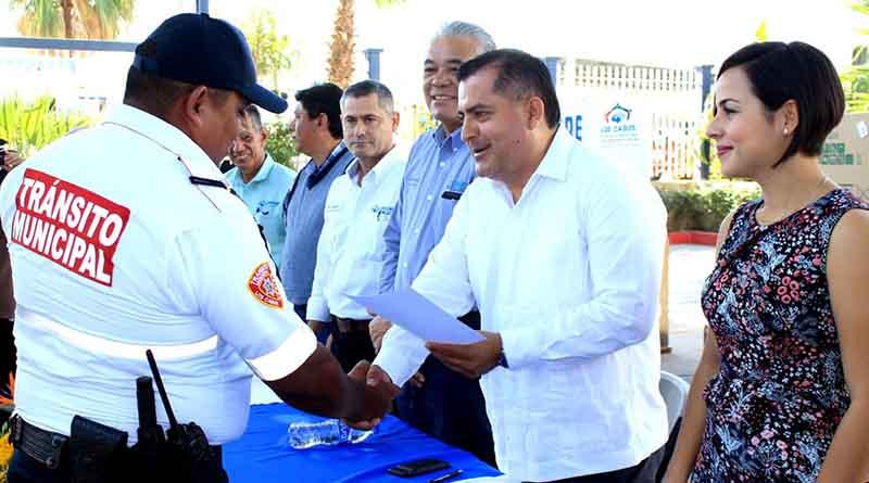 DIA DEL POLICIAloscabos Reconoce Gobierno Municipal la labor de los Policías en su día