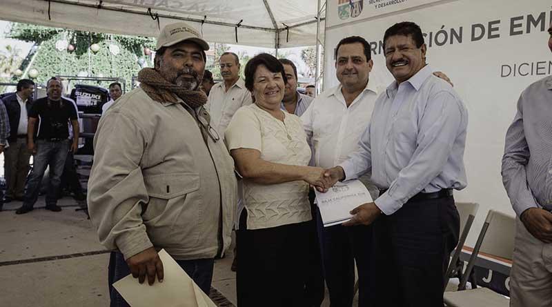 ENTREGANapoyospesquero Entregan apoyos al sector pesquero