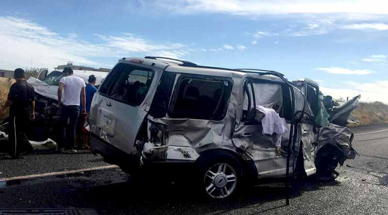 MUERTO 29 DIC WEB Reportan choque y volcadura con varios heridos y un muerto en Santa María