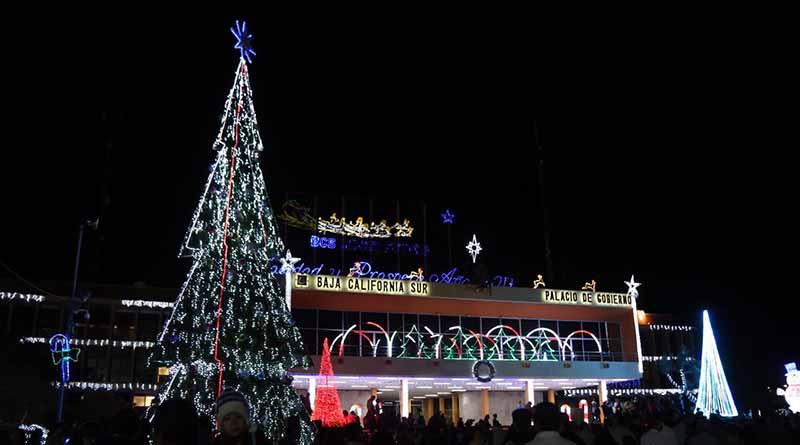 Alcalde Francisco Pelayo y Su Esposa Marbella Encenderán Luces Navideñas Alcalde Francisco Pelayo y Su Esposa Marbella Encenderán Luces Navideñas