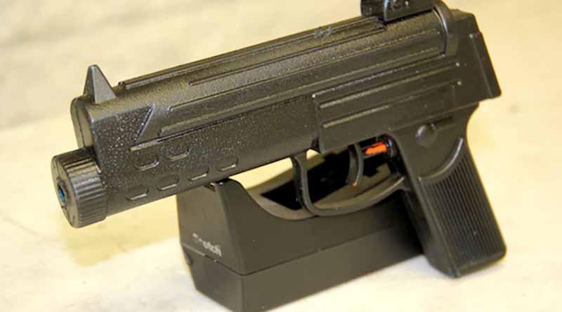 pistola plastico 13 dic Sentencia de 2.5 años de cárcel a sujeto que realizó asalto con pistola de juguete en La Paz