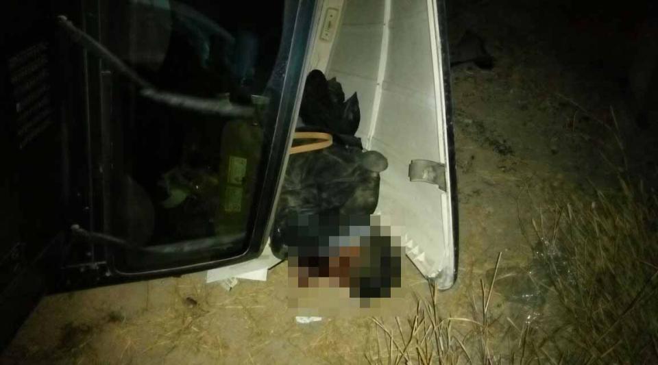 volcadura muerto lpz 17 dic 2 web Termina posada en tragedia, muere conductor en volcadura en La Paz