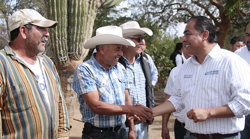 Cumple alcalde compromiso con las comunidades de la zona norte Cumple alcalde compromiso con las comunidades de la zona norte